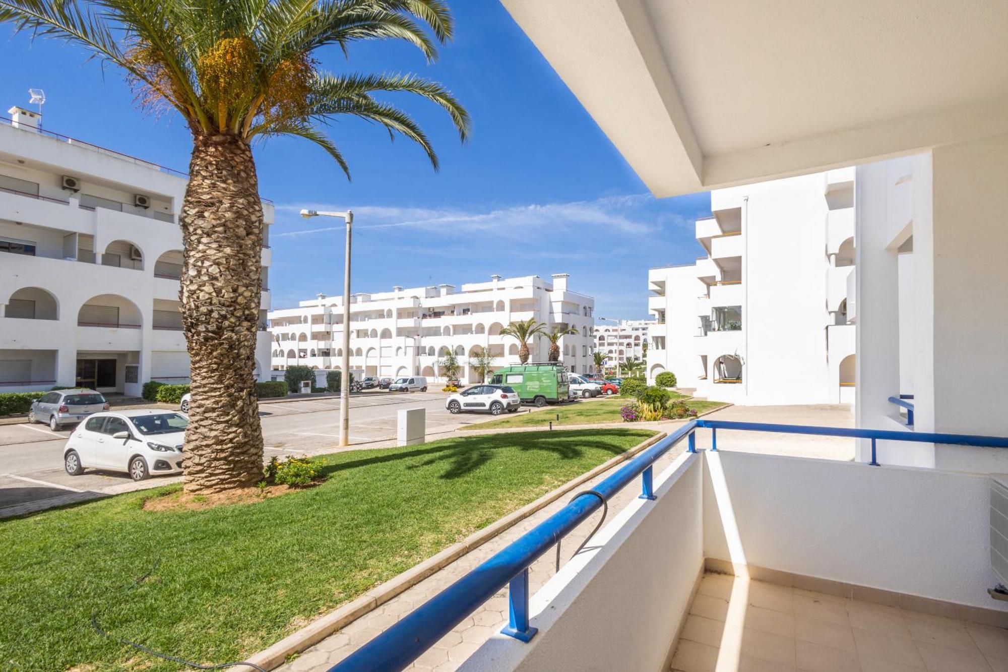 Casa Limao - Senhora Da Rocha, Algarve *