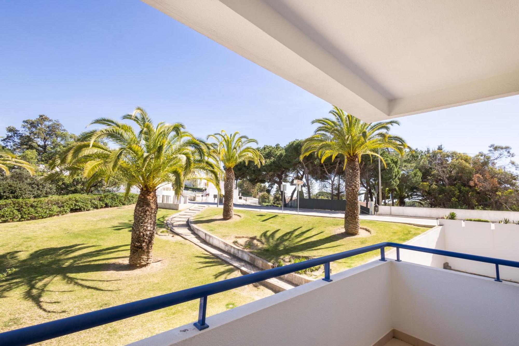 Casa Limao - Senhora Da Rocha, Algarve Apartment *